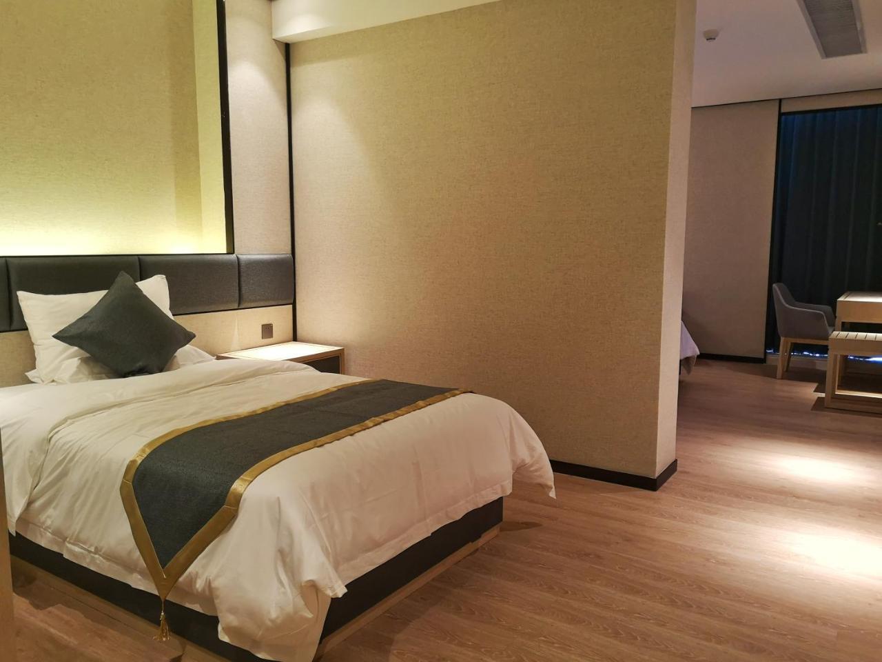 Shantou Hairun Hotel Exterior photo